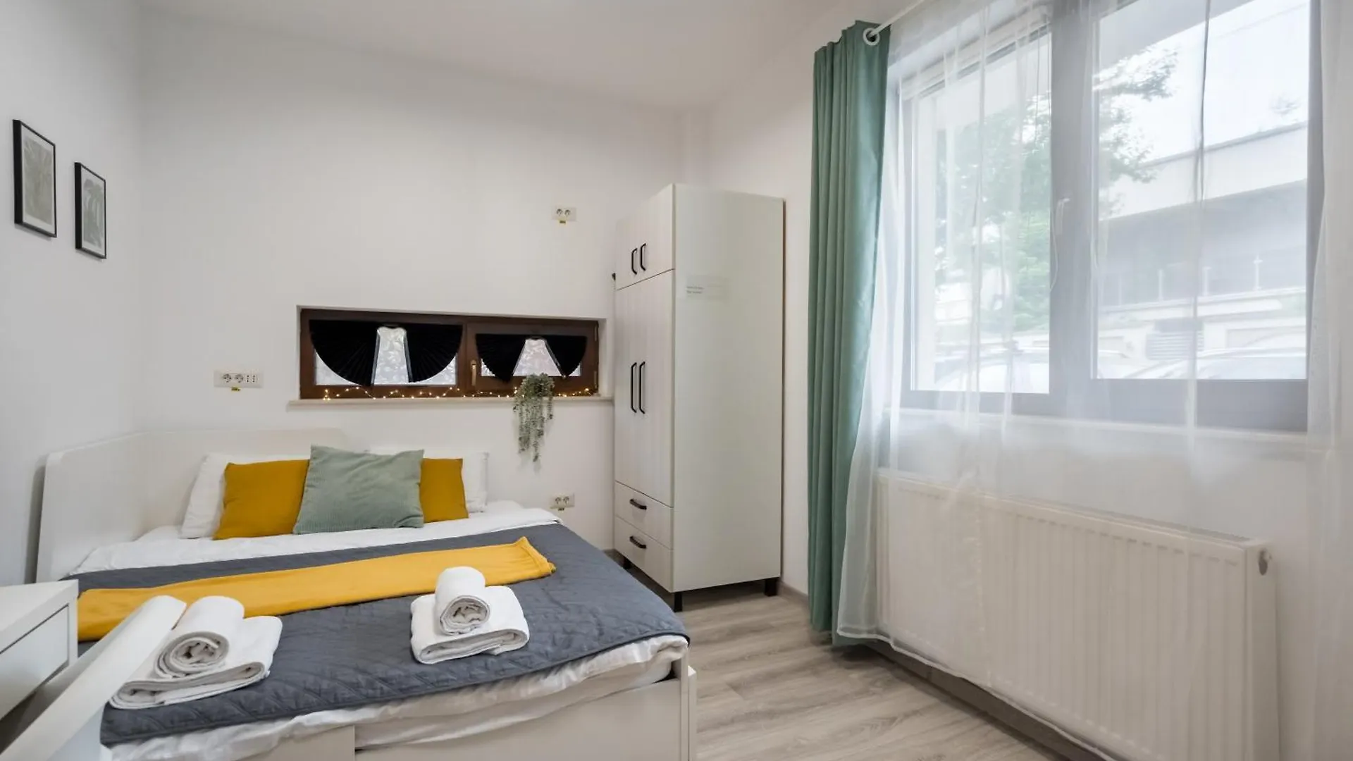 Carmen-Silva Studios No 3 Bucharest Apartment