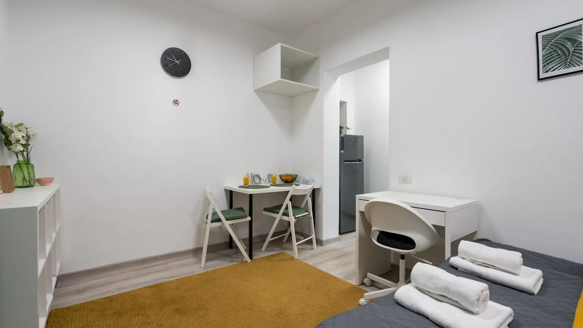 Carmen-Silva Studios No 3 Bucharest 0*,  Romania